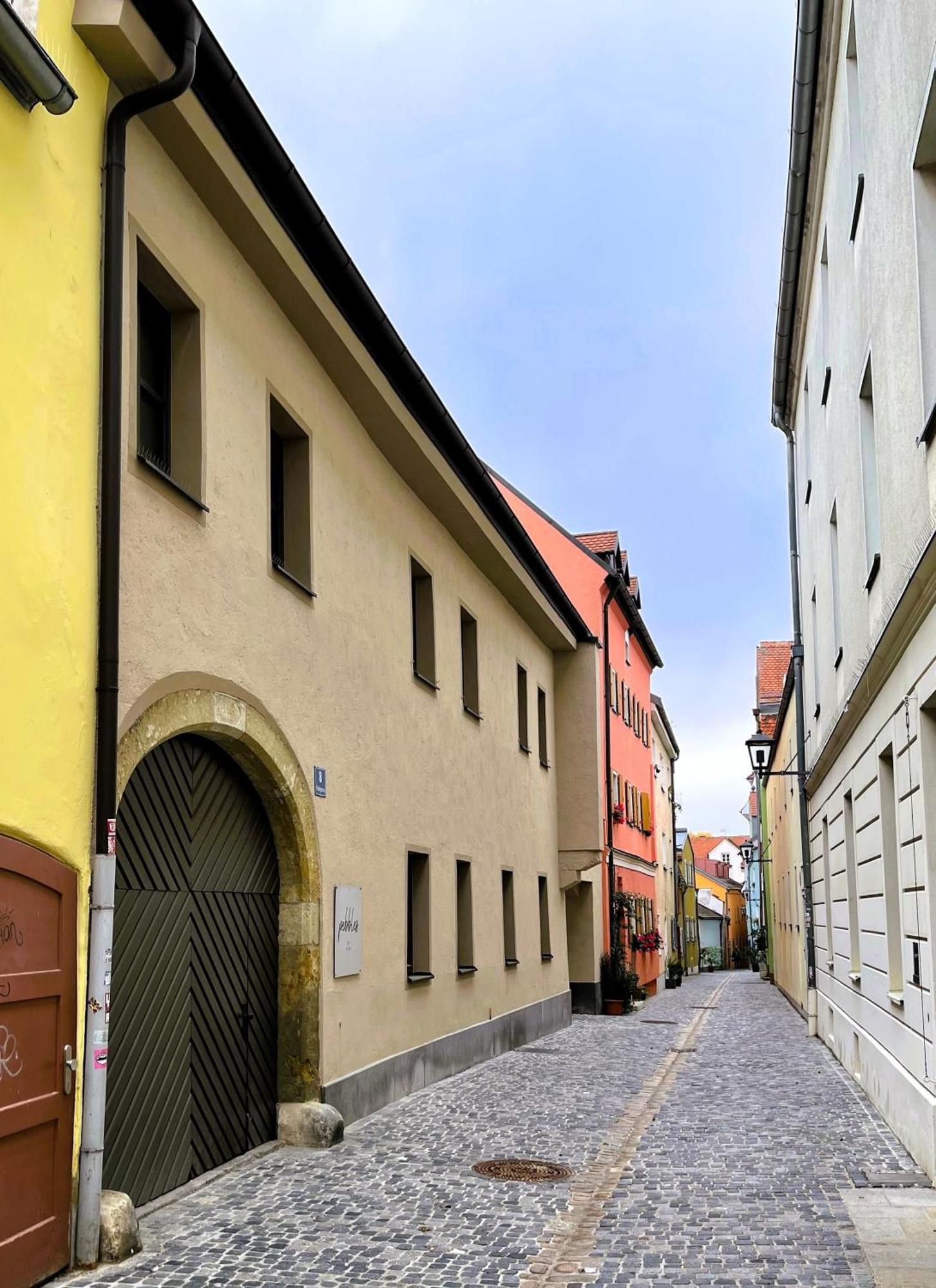 Pebbles Suiten By Ring Regensburg Exterior photo